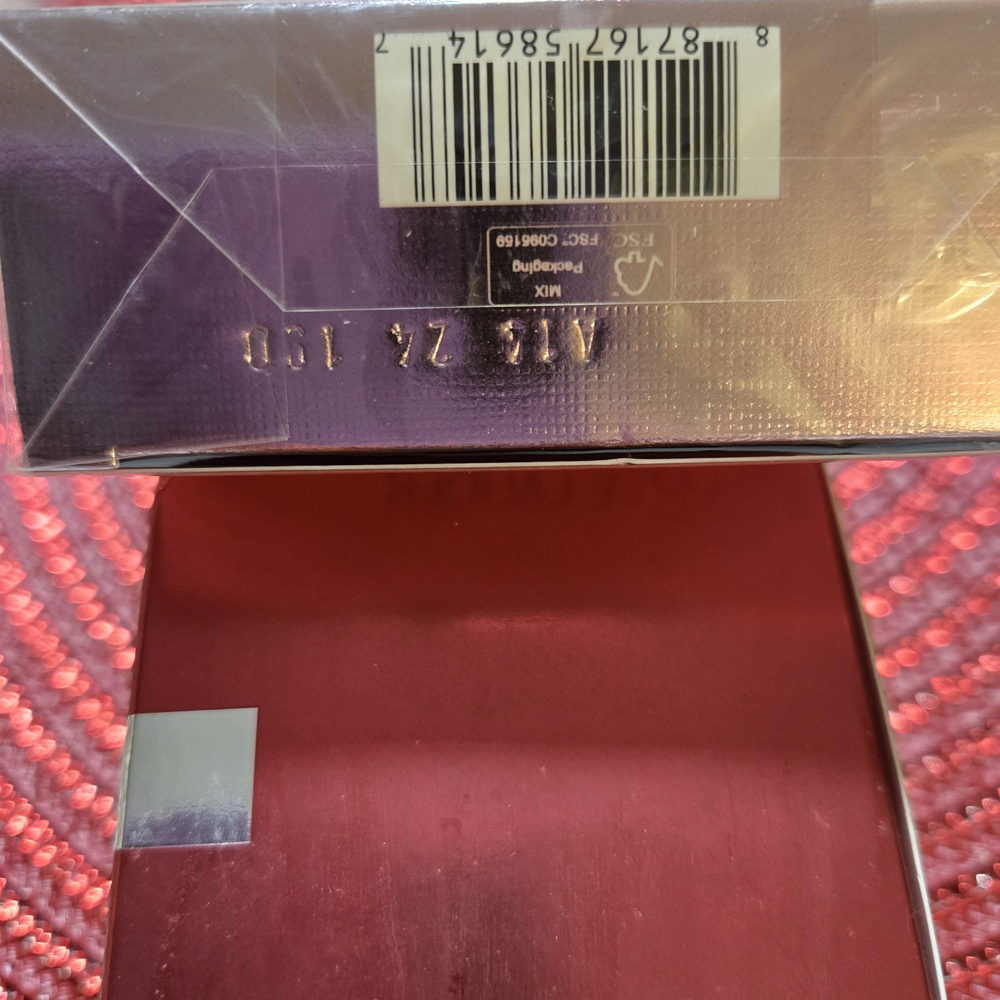 Estee Lauder Beautiful Magnolia Parfum - Picture 6 of 6